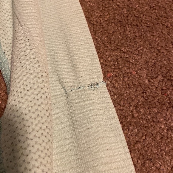 Lululemon swiftly tech tops (set of 4) - Picture 5 of 5